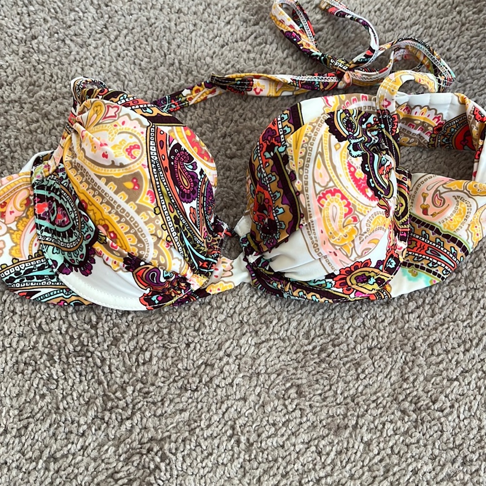 Balconette bikini top is paisley print